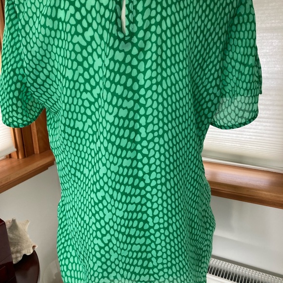 Banana Republic size small shell top - Picture 5 of 6